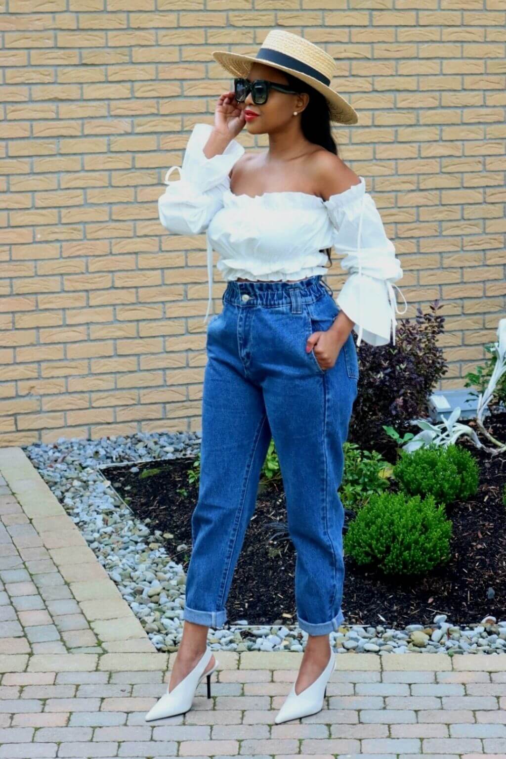 This beautiful top is perfect for days when you want to be comfortable, yet still feel sexy. The gathered bust perfectly contours your curves, while the long sleeves cover the bulge in the upper arm that most women don't like to show. Featuring off-shoulder style with ruffled hem, this white crop top is everything you need.