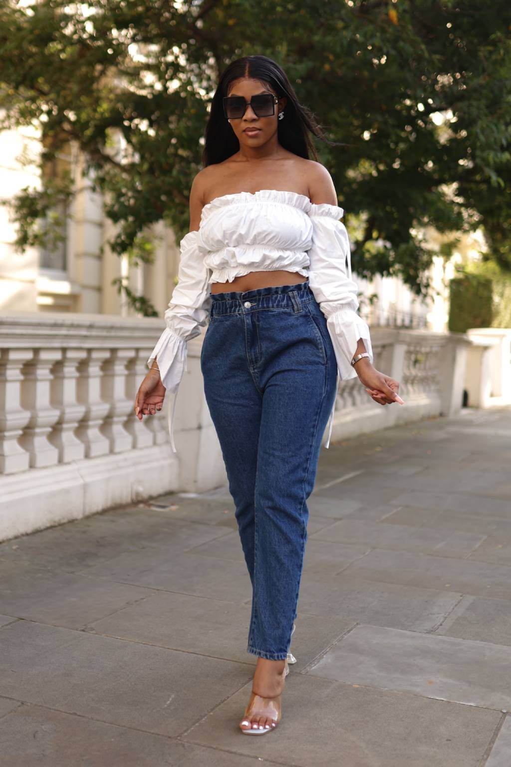 Featuring trendy High Waist Shape Paperbag Jeans. Our top quality denim gives you shape and the gathered elastic waist snatches your waist together. It's more durable to use and better to wash. Plus sizes are available for this style. Give your style a boost with our timeless jeans.